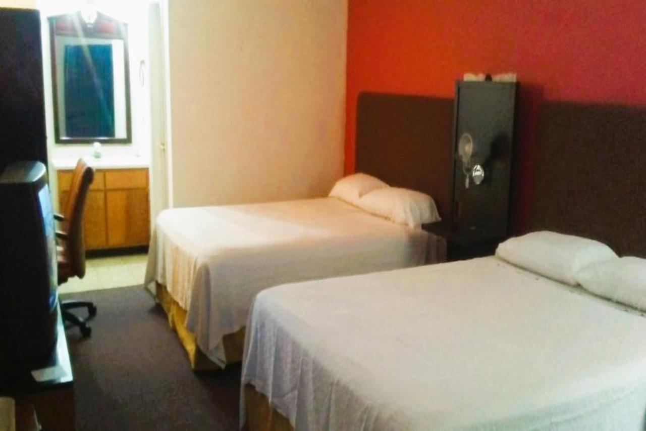 Oyo Hotel Mcintyre Ga, Us 441 Eksteriør bilde